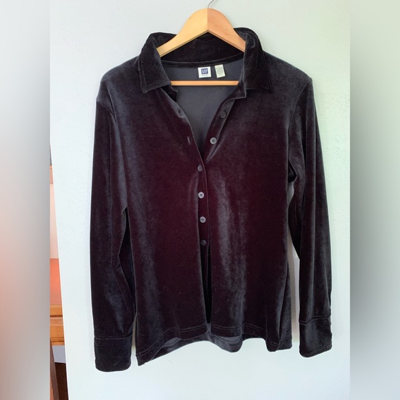 GAP Vintage Light Wash Pearlescent Button Shirt